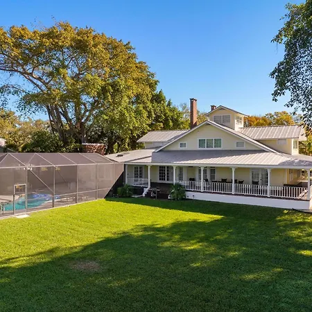 Villa The Plantation House! Waterfront View! Free Pool Heat!